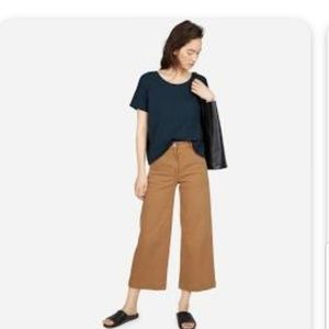 Everlane square tee in Navy 100% cotton